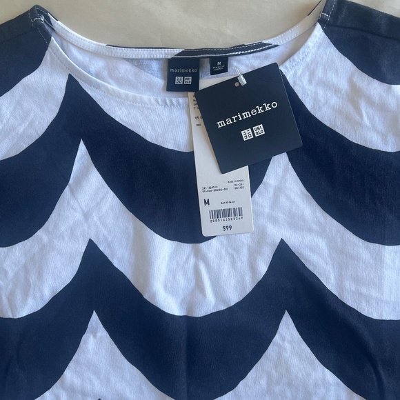 Uniqlo x Marimekko Short-Sleeve Boxy Crop Top Relaxed T-Shirt Black White Waves - Picture 8 of 8